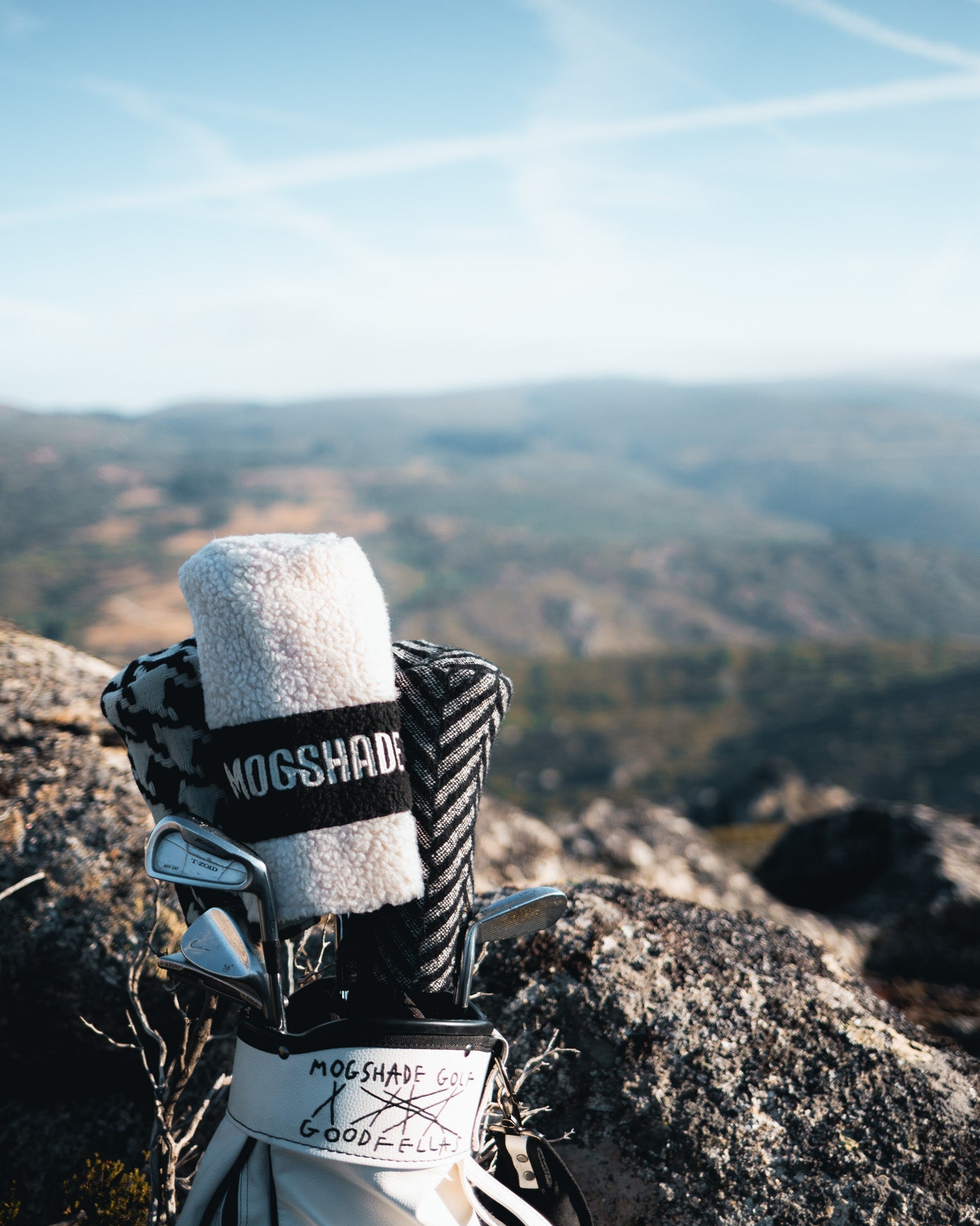 Ovelha Branca Headcover - Mogshade