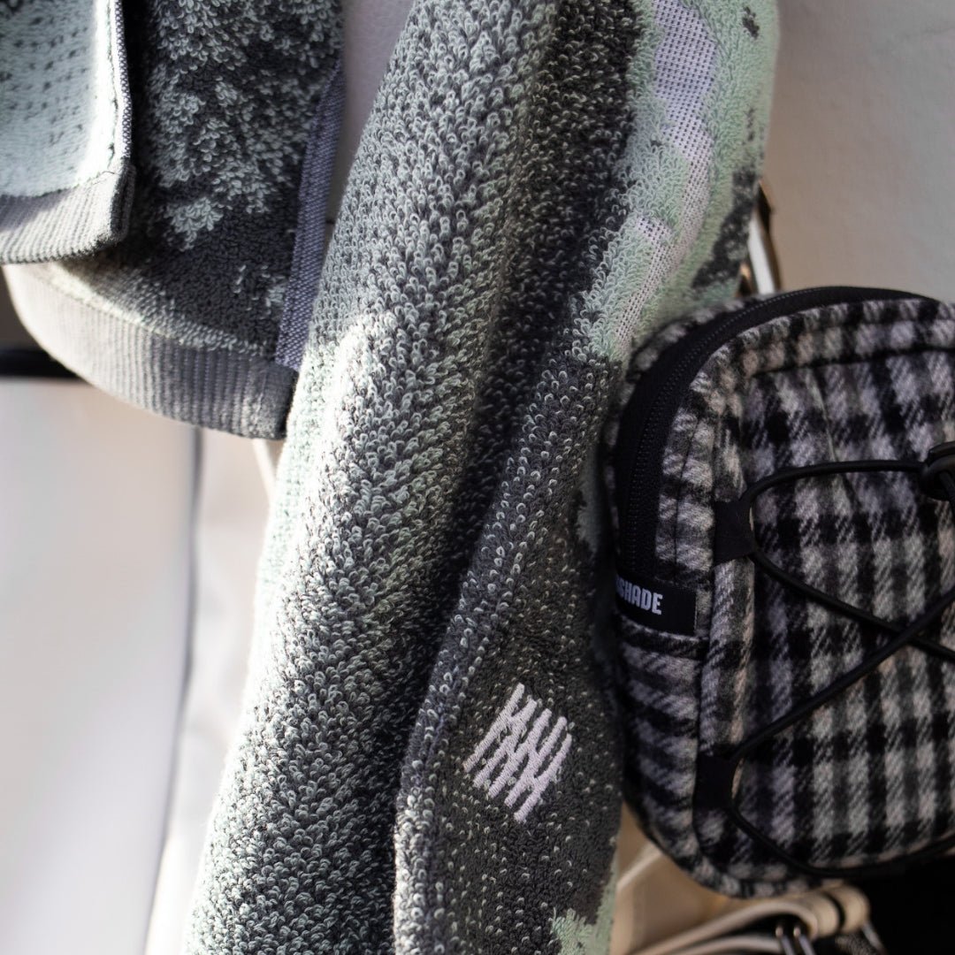 Contour Golf Towel - Mogshade